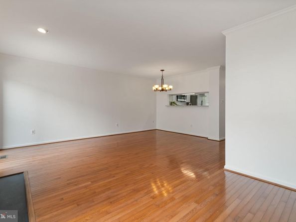 22025 Guilford Station Terrace, Sterling VA 20166
