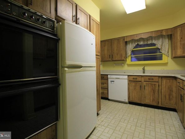 2949 Grisdale Road, Abington PA 19001