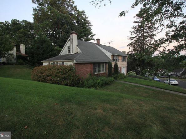 2949 Grisdale Road, Abington PA 19001