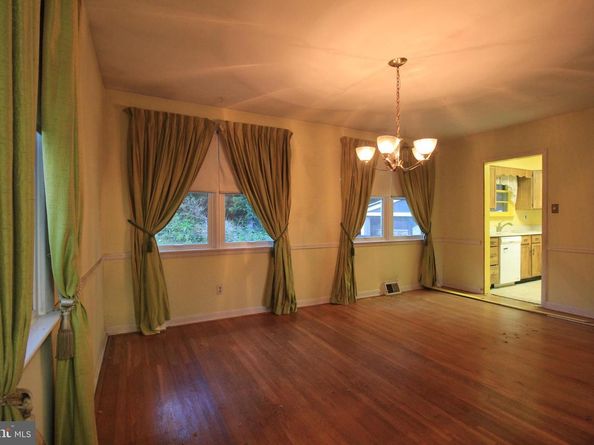 2949 Grisdale Road, Abington PA 19001