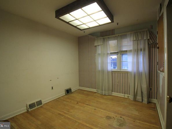 2949 Grisdale Road, Abington PA 19001