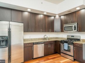 22 S Front Street 305, Philadelphia PA 19106