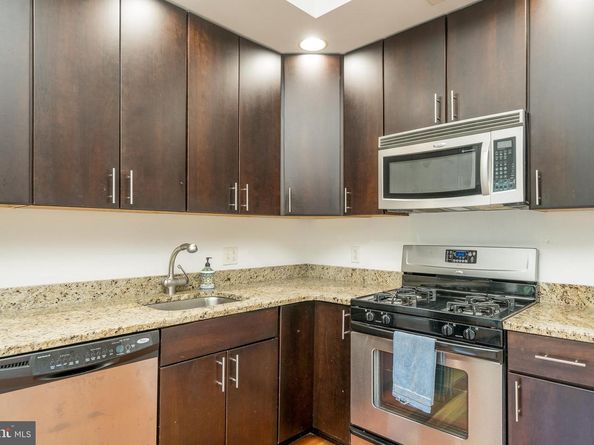 22 S Front Street 305, Philadelphia PA 19106