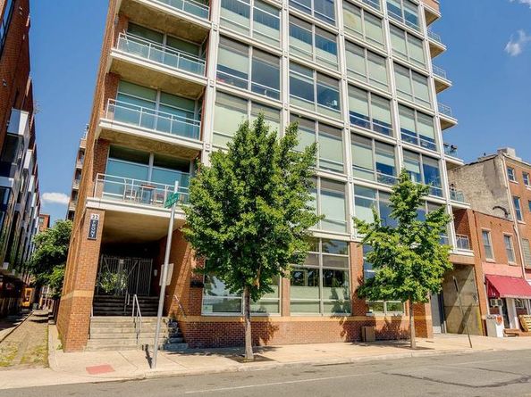 22 S Front Street 305, Philadelphia PA 19106