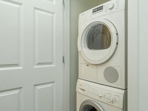 22 S Front Street 305, Philadelphia PA 19106