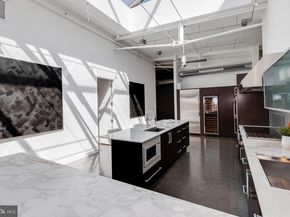 105-32 S 12TH Street PENTHOUSE 504, Philadelphia PA 19107