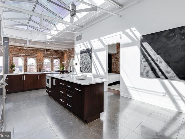 105-32 S 12TH Street PENTHOUSE 504, Philadelphia PA 19107