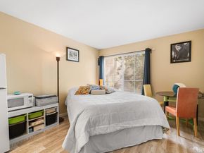 182 Jerrold Avenue, San Francisco CA 94124