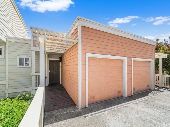 182 Jerrold Avenue, San Francisco CA 94124