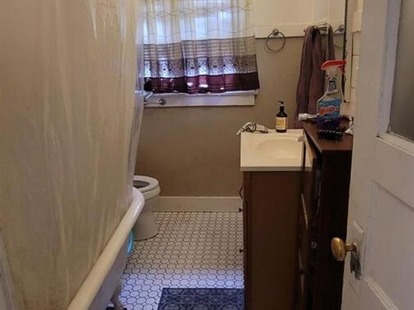 2335 Ransom Avenue, Oakland CA 94601