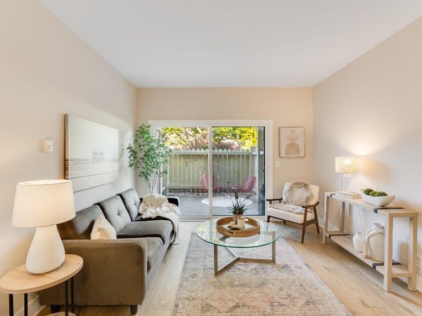 57 Lakeshore Court, Richmond CA 94804