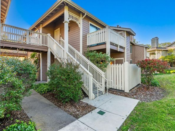 57 Lakeshore Court, Richmond CA 94804