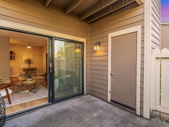 57 Lakeshore Court, Richmond CA 94804