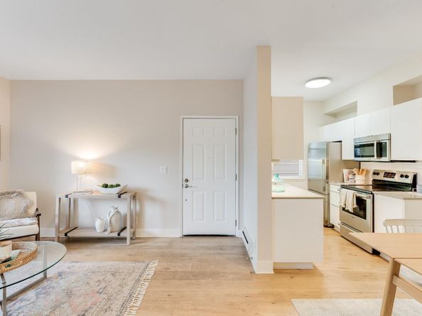 57 Lakeshore Court, Richmond CA 94804