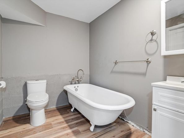 4538 Tulip Avenue, Oakland CA 94619