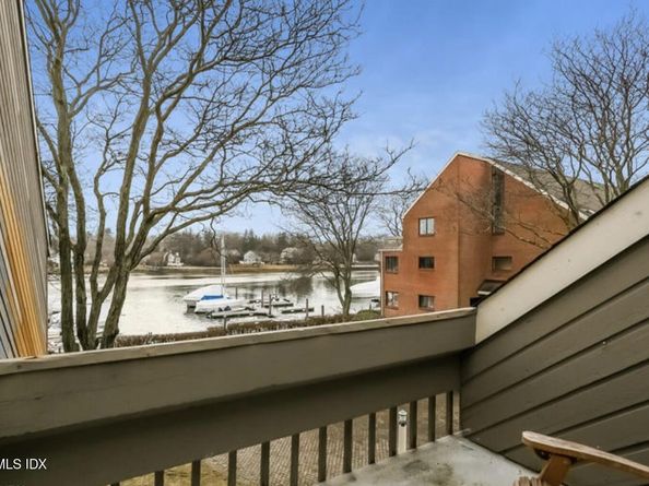 7 River Road 306, Cos Cob CT 06807