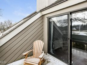 7 River Road 306, Cos Cob CT 06807