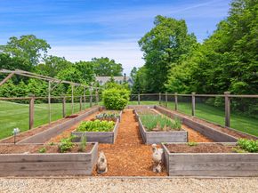 7 Loch Lane, Greenwich CT 06830