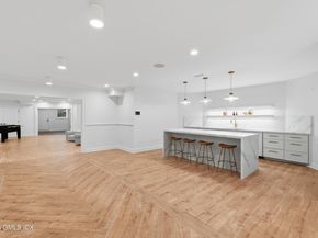 7 Loch Lane, Greenwich CT 06830