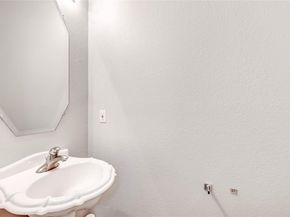 16100 S Great Oaks DR 102, Round Rock TX 78681