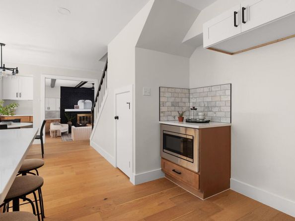 10905 Chateau HL, Austin TX 78750