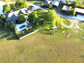 1902 Rowe LOOP, Pflugerville TX 78660