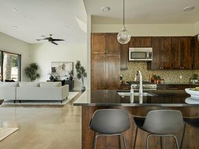 2017 Kinney Ave B, Austin TX 78704