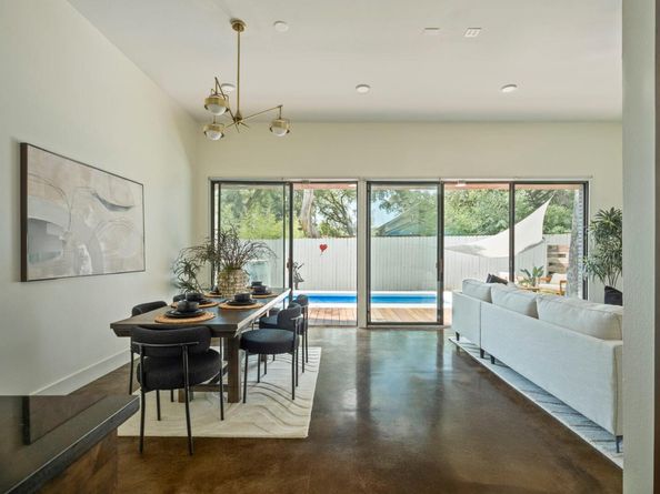2017 Kinney Ave B, Austin TX 78704