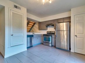 3465 Willowrun DR, Austin TX 78704