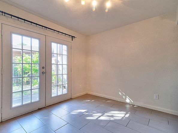 3465 Willowrun DR, Austin TX 78704