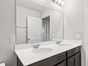 7001 Midlothian DR, Austin TX 78754
