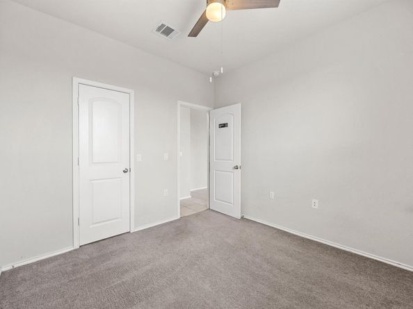 7001 Midlothian DR, Austin TX 78754