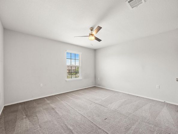 7001 Midlothian DR, Austin TX 78754