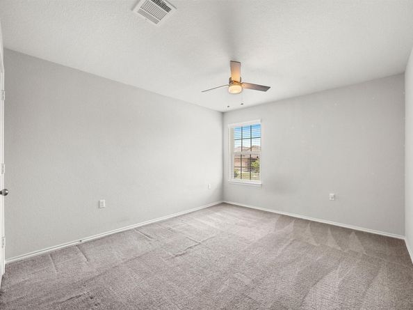 7001 Midlothian DR, Austin TX 78754