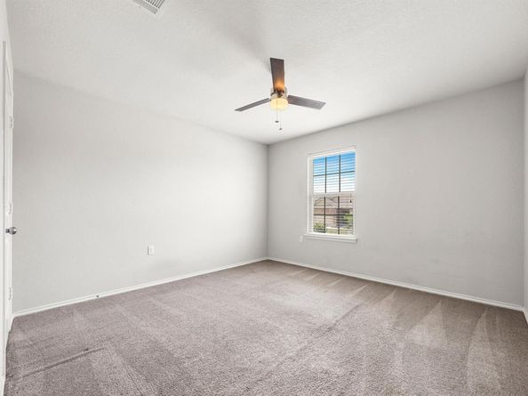 7001 Midlothian DR, Austin TX 78754