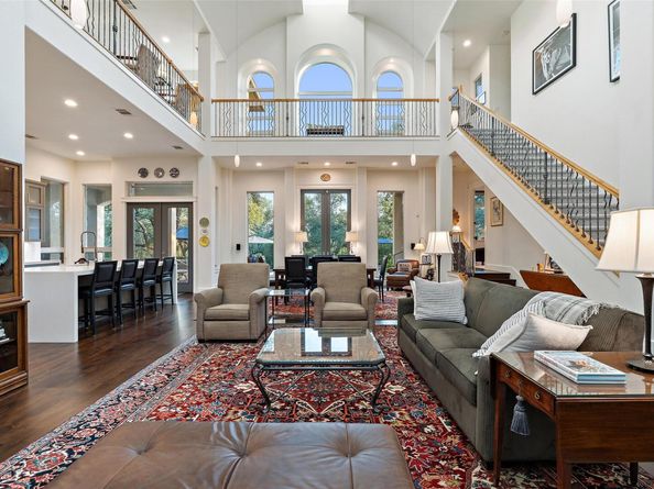 104 Sendera Bonita, Lakeway TX 78734