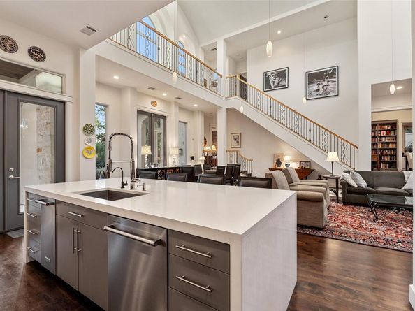 104 Sendera Bonita, Lakeway TX 78734