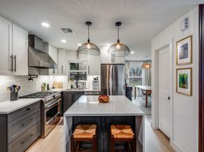 2209 Fair Oaks DR, Austin TX 78745