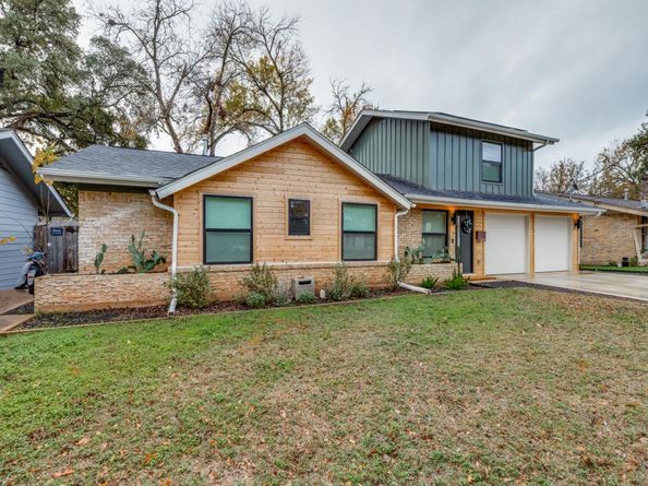 2209 Fair Oaks DR, Austin TX 78745