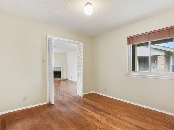 1407 W Braker LN B, Austin TX 78758