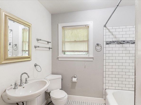 3710 Hollywood Ave, Austin TX 78722