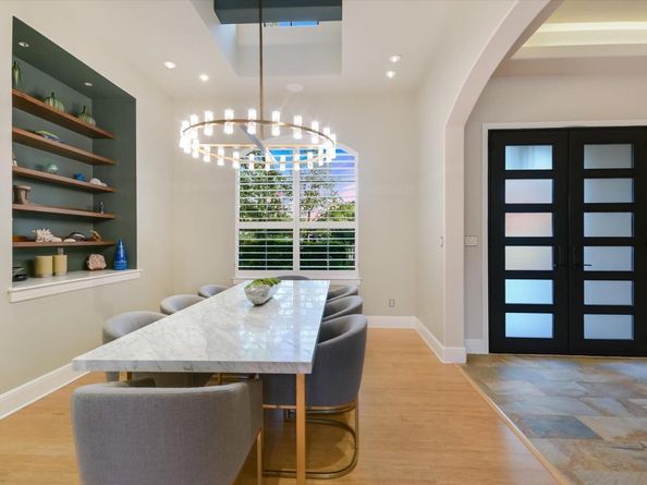 9011 San Diego RD, Austin TX 78737