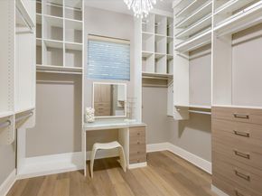 9011 San Diego RD, Austin TX 78737