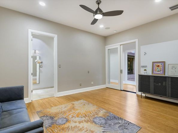 9011 San Diego RD, Austin TX 78737