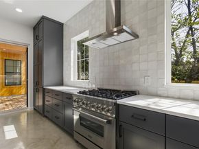 11009 Second ST, Jonestown TX 78645