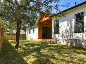 11009 Second ST, Jonestown TX 78645