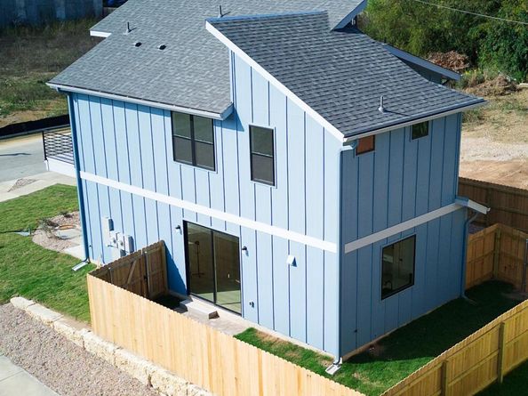 2608 Bristol DR A, Austin TX 78723