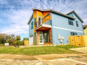 2608 Bristol DR A, Austin TX 78723