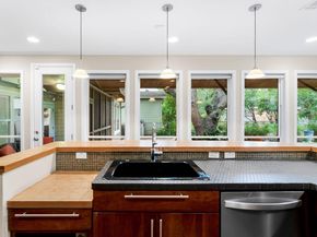 1902 W 41st ST, Austin TX 78731