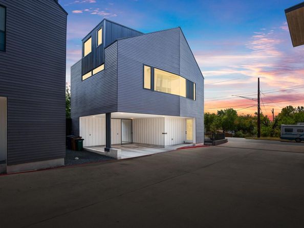 3406 E 17th ST 13, Austin TX 78721